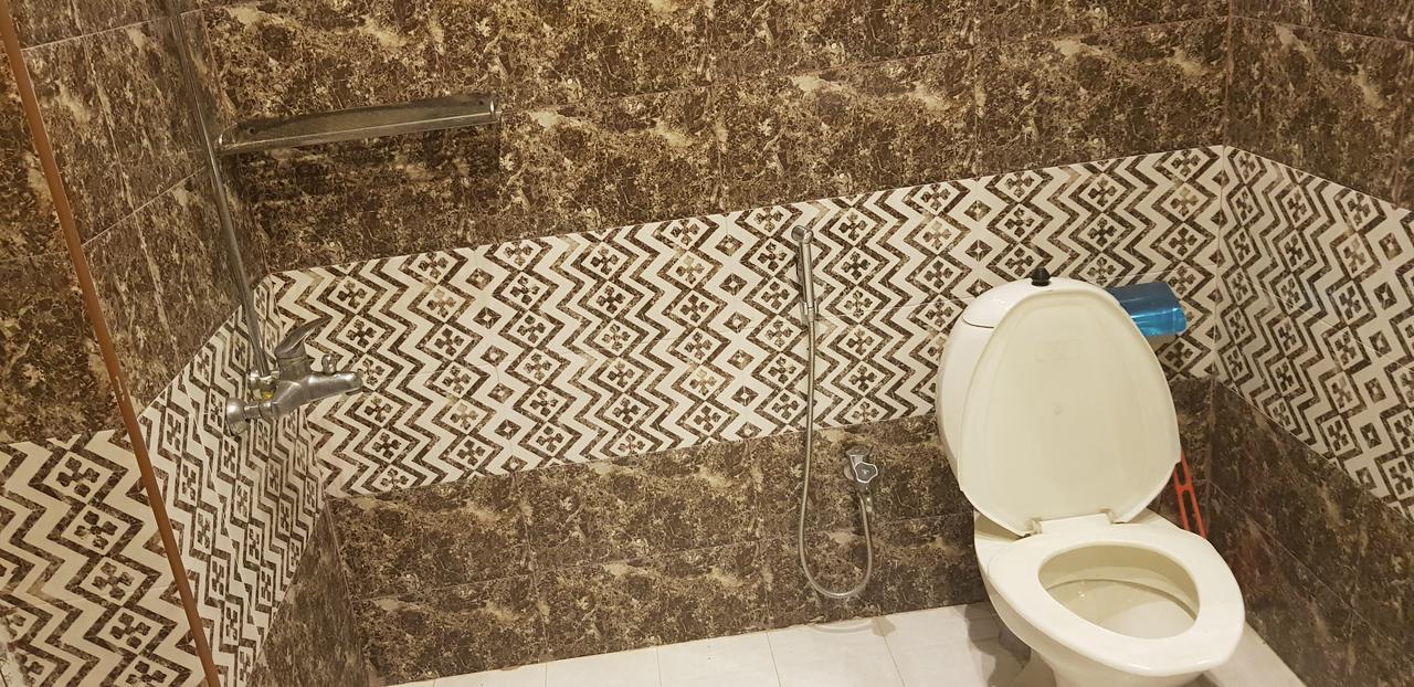 Hotel 12J ラホール エクステリア 写真